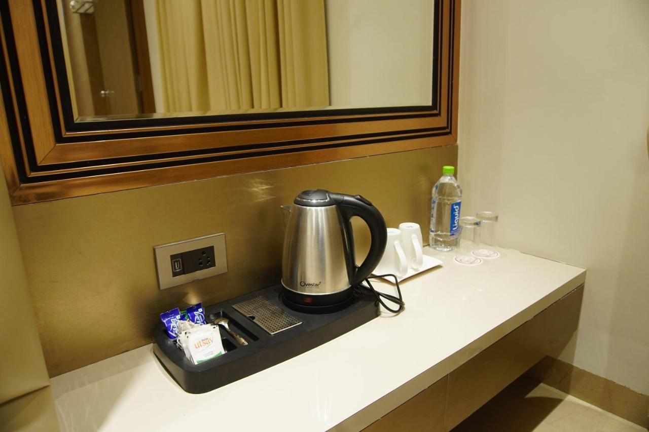 Red Orchid Hotel Kanpur Eksteriør billede