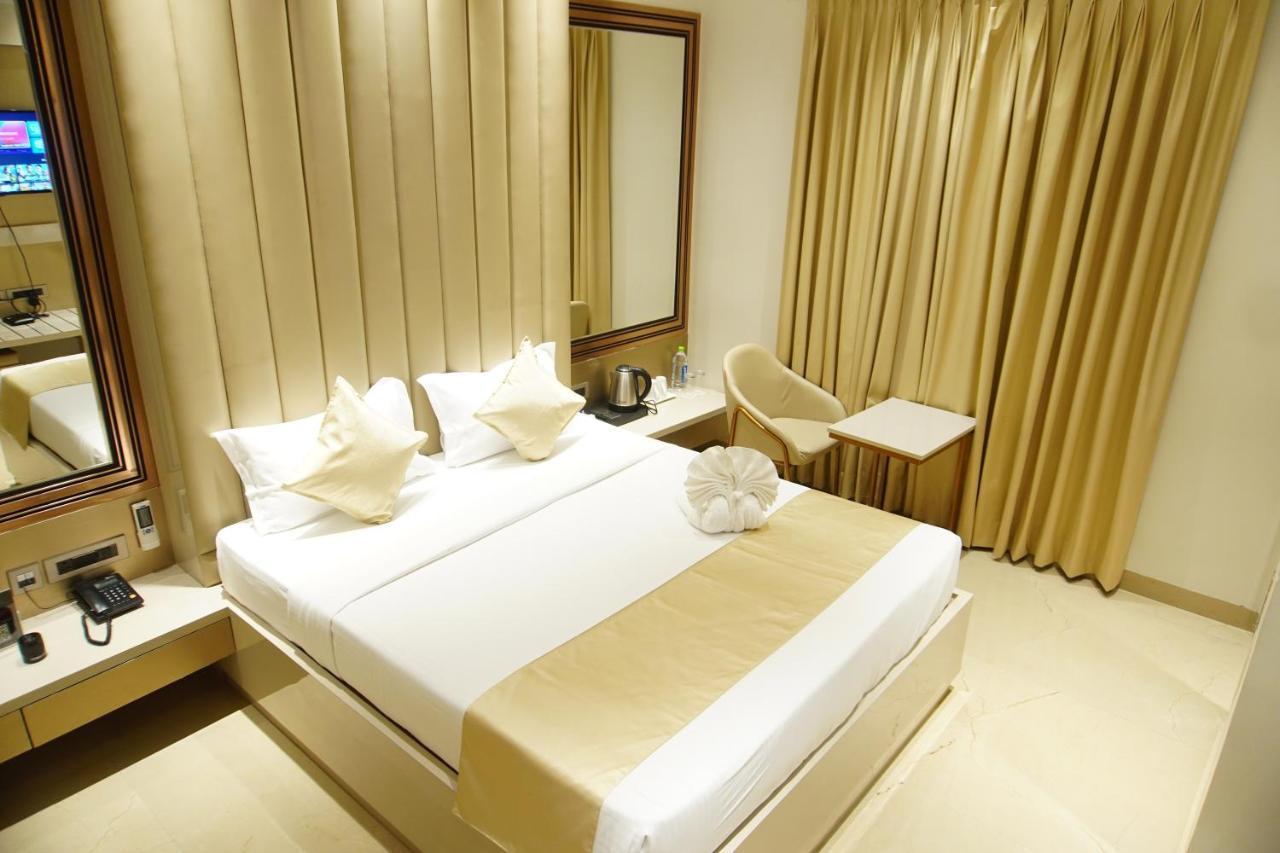 Red Orchid Hotel Kanpur Eksteriør billede